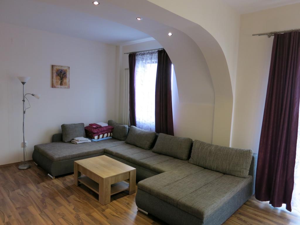 Penthouse Apartament Nufarul Nagyvárad Kültér fotó