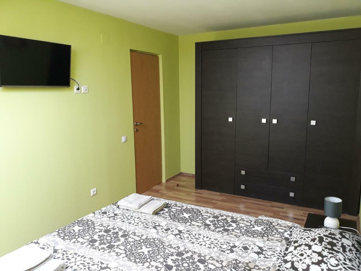 Penthouse Apartament Nufarul Nagyvárad Kültér fotó
