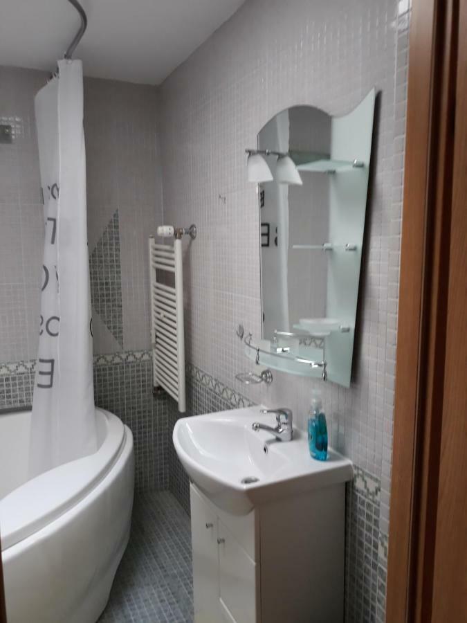 Penthouse Apartament Nufarul Nagyvárad Kültér fotó